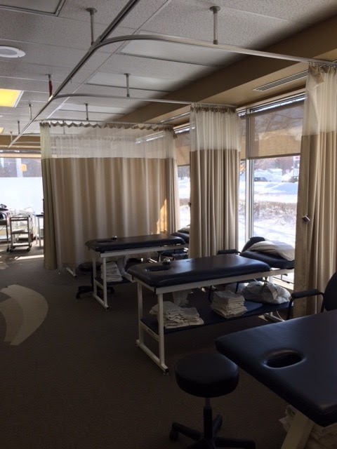 Pro Physio & Sport Medicine Centres Gloucester | 1427 Ogilvie Rd, Gloucester, ON K1J 8M7, Canada | Phone: (613) 745-5643