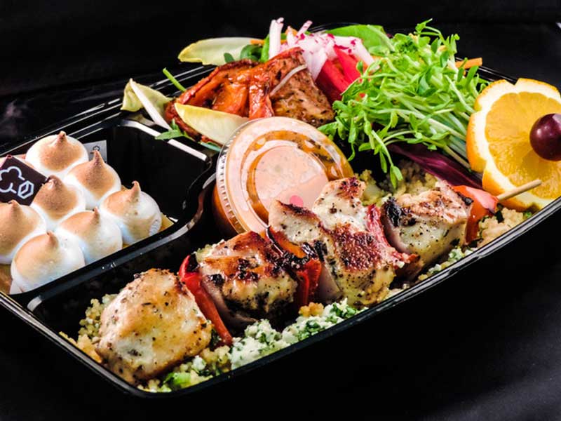 Zeste du Monde Traiteur Verdun Montréal | 5997 Rue de Verdun, Verdun, QC H4H 1M6, Canada | Phone: (514) 600-6488
