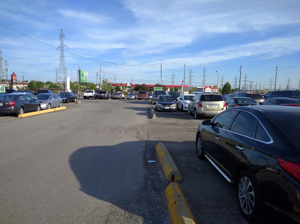 ParkN Fly, Economy Self Park - C Lot, Airport Parking | 626 Dixon Rd, Etobicoke, ON M9W 1J1, Canada | Phone: (905) 677-9143