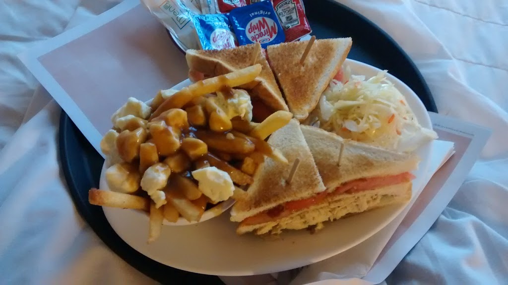 Le Chavigny | 11 Rue des Pins, Deschambault, QC G0A 1S0, Canada | Phone: (418) 286-4959