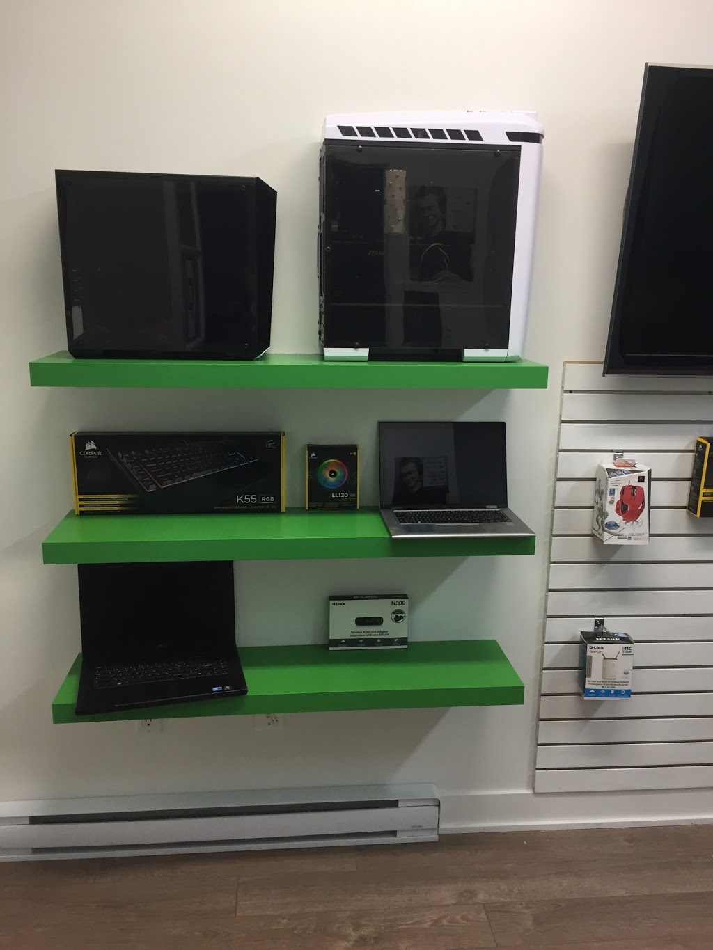 Accrotech Informatique - Centre de réparation et service | 707 Rue Notre-Dame, Saint-Sulpice, QC J5W 3X2, Canada | Phone: (514) 882-8747