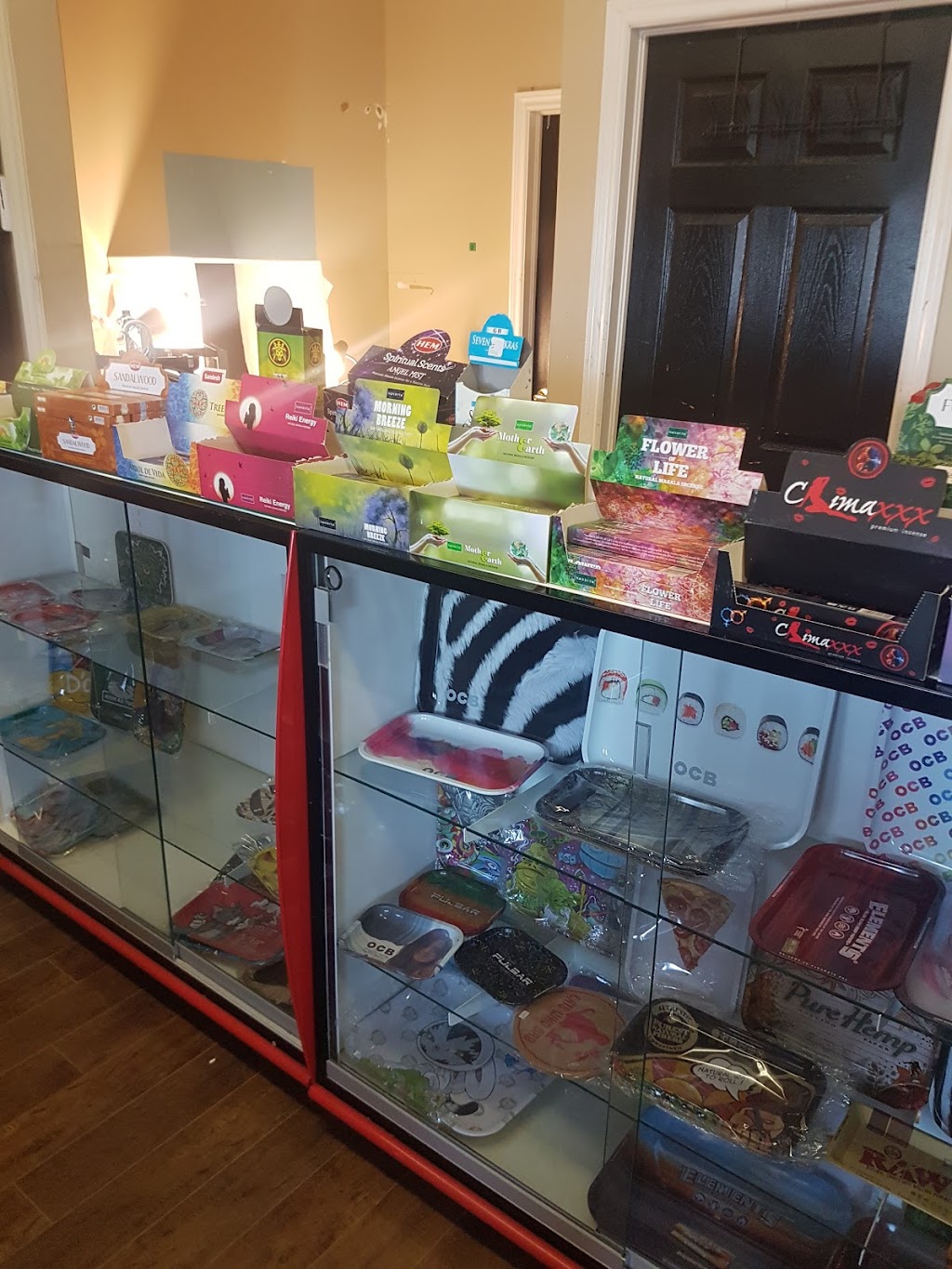 A&J Unique Boutique | 81 Golden Grove Rd, Saint John, NB E2H 1W6, Canada | Phone: (506) 674-2321