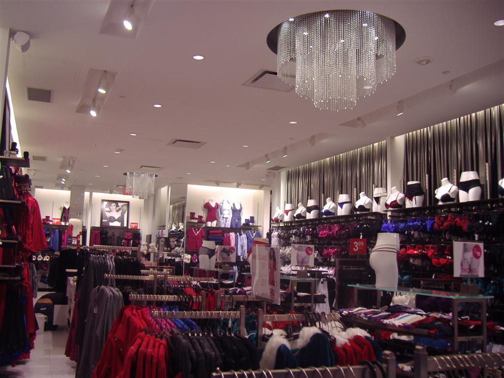 La Vie en Rose Bramalea City Centre | Bramalea City Centre, 25 Peel Centre Dr #620, Brampton, ON L6T 3R5, Canada | Phone: (905) 793-0028