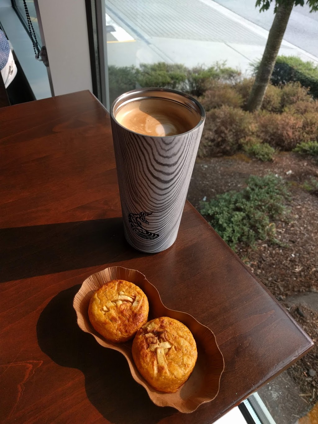 Starbucks | 2840 Bentall St, Vancouver, BC V5M 4H4, Canada | Phone: (604) 434-7114