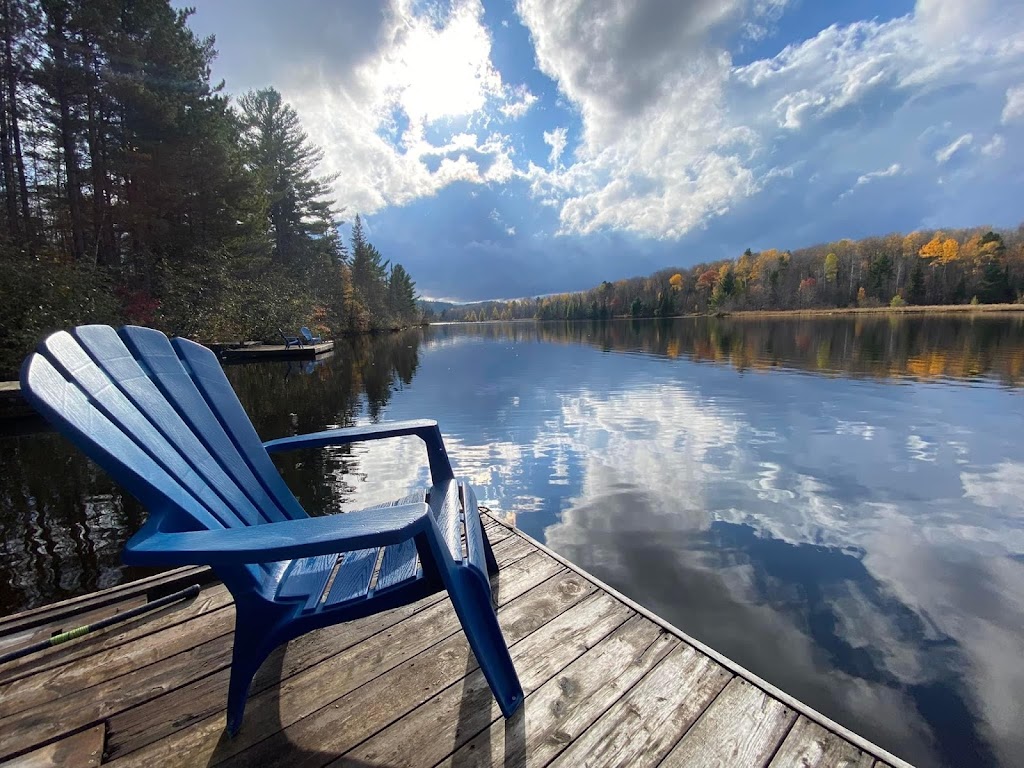 Algonquins Edge Resort | 24909 ON-60, Whitney, ON K0J 2M0, Canada | Phone: (416) 951-1230