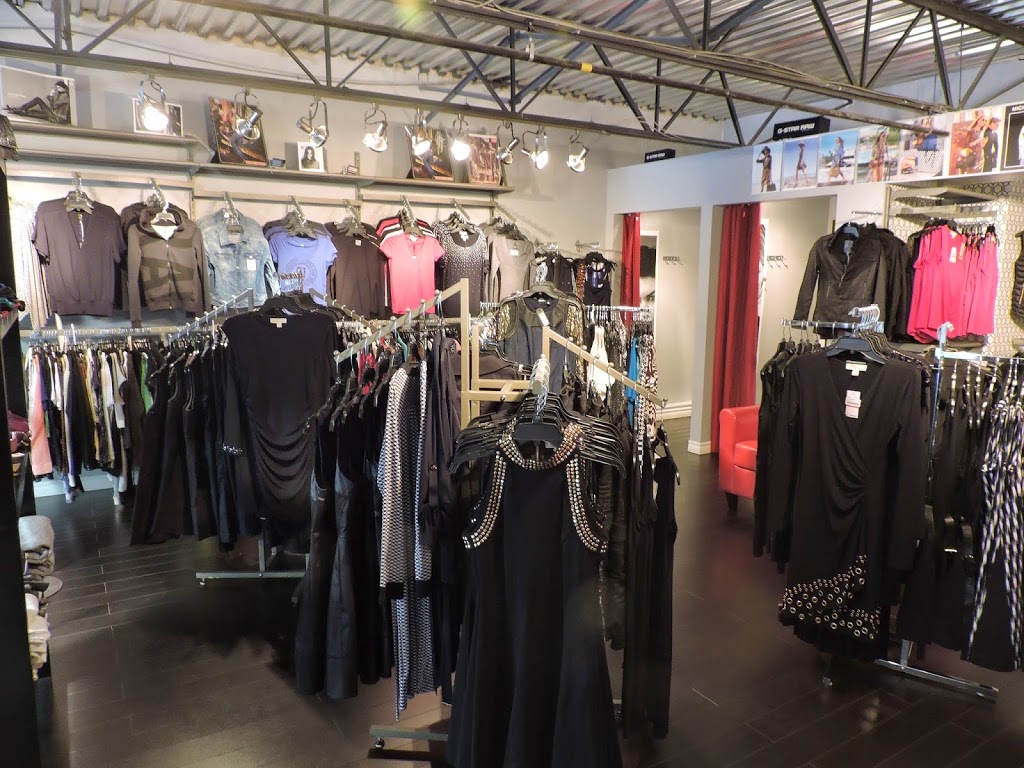 Boutique Sofia | 4804 QC-132, Sainte-Catherine, QC J5C 1R6, Canada | Phone: (450) 635-4011