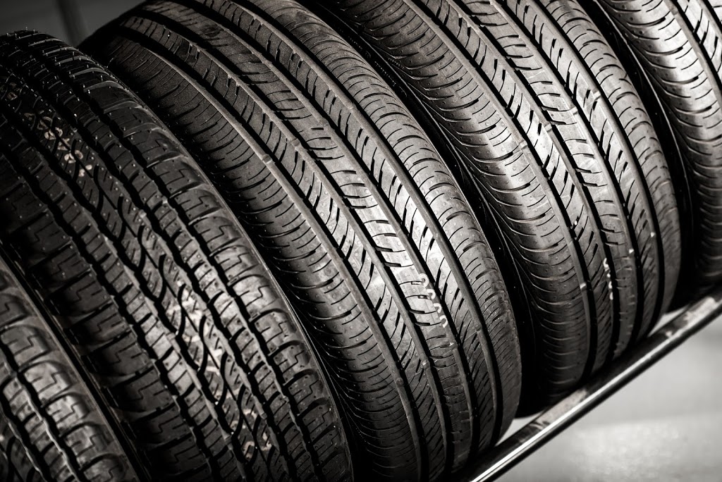 Grande Tire | 5115 Lac St Anne Trail N, Onoway, AB T0E 1V0, Canada | Phone: (780) 967-3432