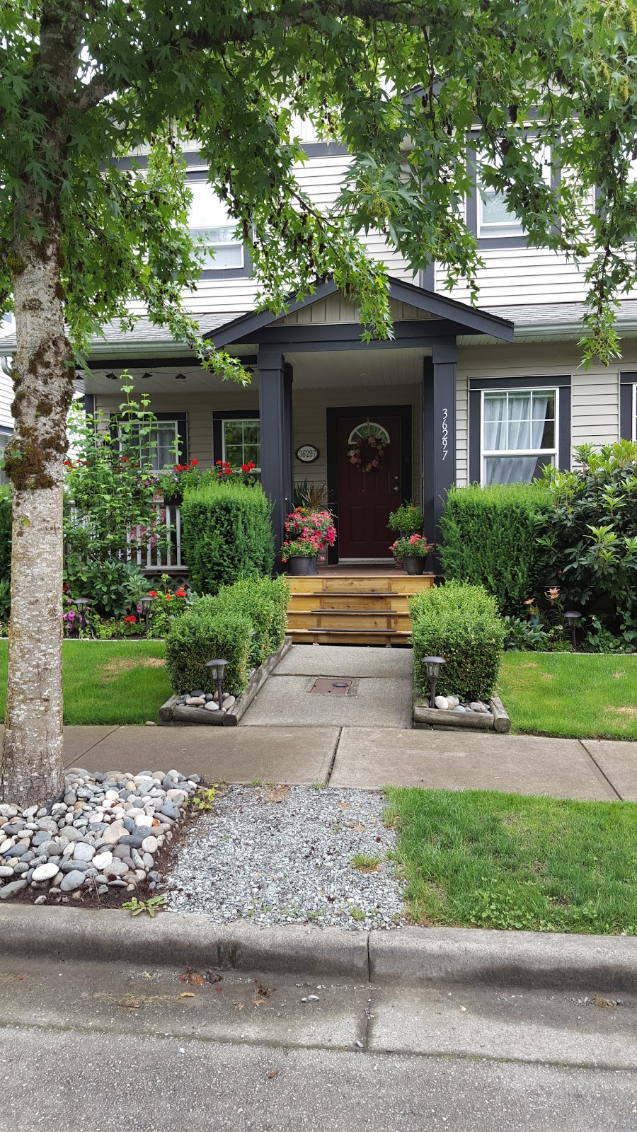 Auguston Sales Center | 36363 Auguston Pkwy S, Abbotsford, BC V3G 2Y7, Canada | Phone: (604) 556-3993
