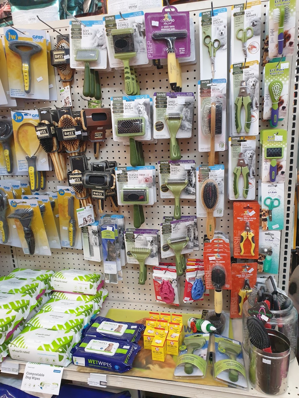 PAWSitively Natural Pet Food & Supplies | 2100 4 St SW, Calgary, AB T2S 1W7, Canada | Phone: (403) 250-7297