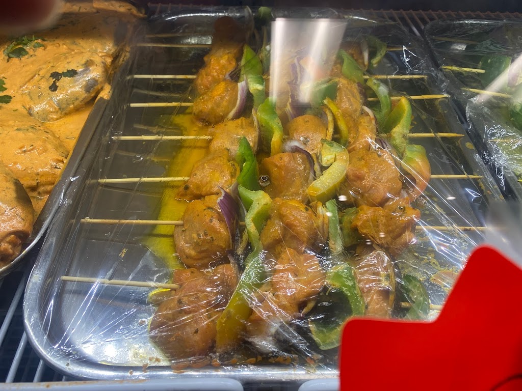 Tandoor House | 998 Keewatin St Unit 1, Winnipeg, MB R2R 2V1, Canada | Phone: (204) 779-6666