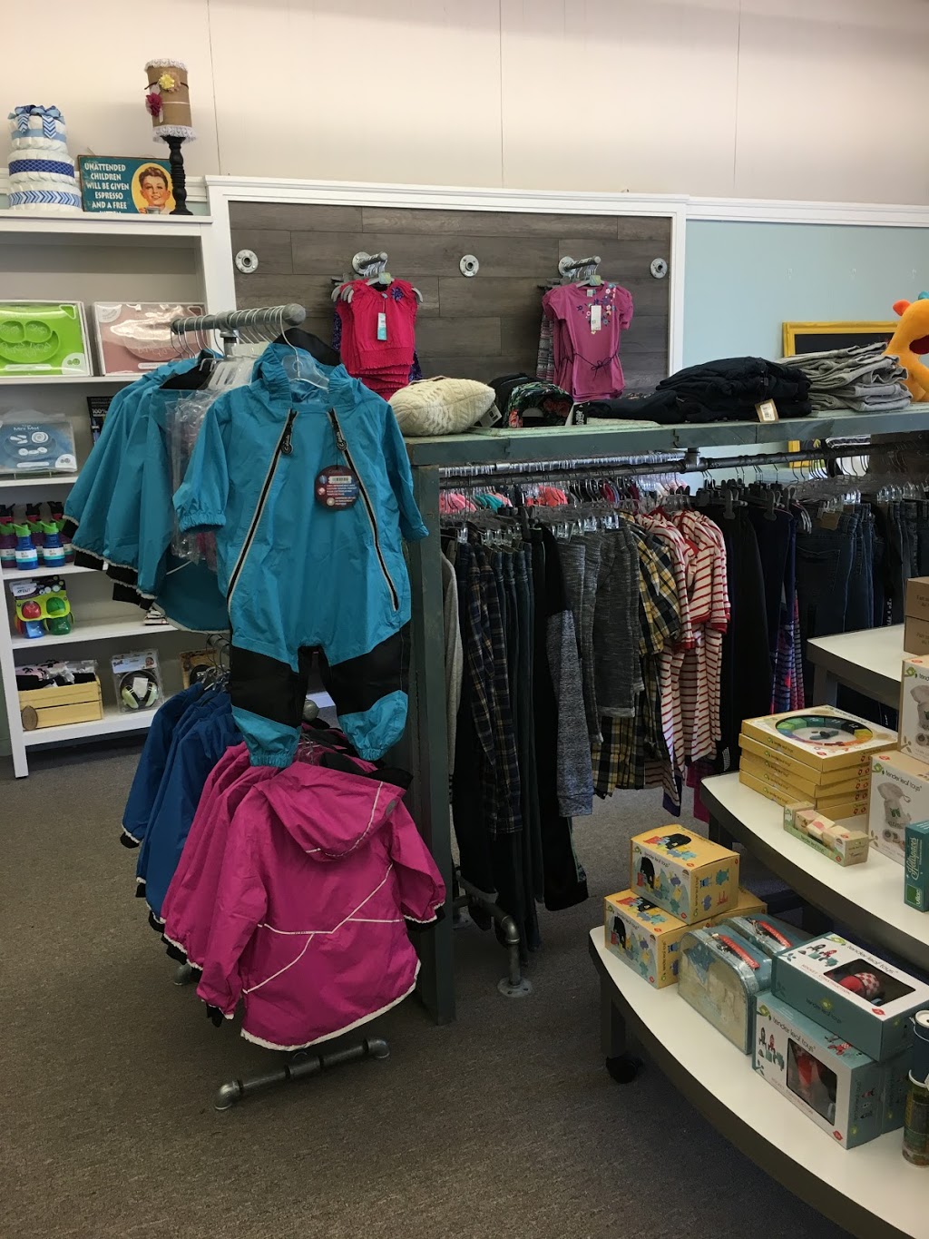 Youngsters on Main | 281 Main St S, Mount Forest, ON N0G 2L0, Canada | Phone: (519) 509-0884