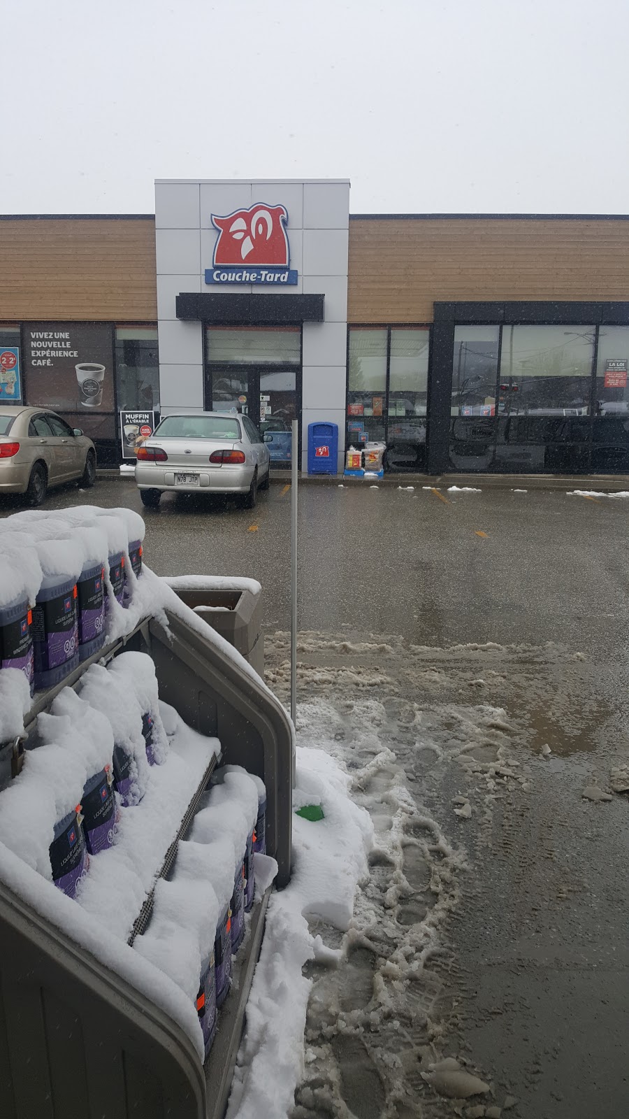 Couche-Tard | 2 QC-249, Windsor, QC J1S 2J1, Canada | Phone: (819) 845-1121