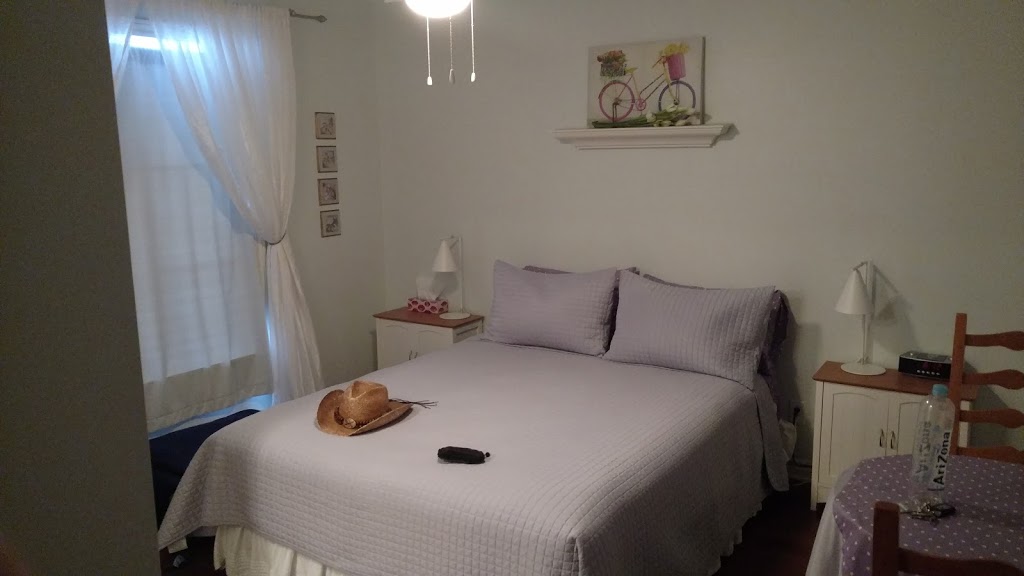 Auberge le Voyageur B&B | 900 Rue Coupal, Mont-Tremblant, QC J8E 2P1, Canada | Phone: (819) 429-6277