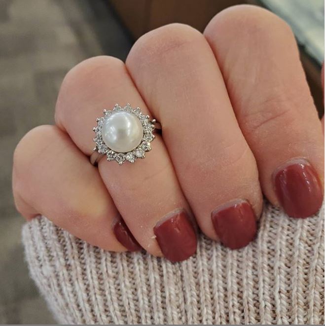 Poag James O Jewellers Ltd | 94 Frank St, Strathroy, ON N7G 2R6, Canada | Phone: (519) 245-1040