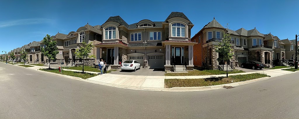 Isaac Park | 49-165 Kaitting Trail, Oakville, ON L6M 4L9, Canada