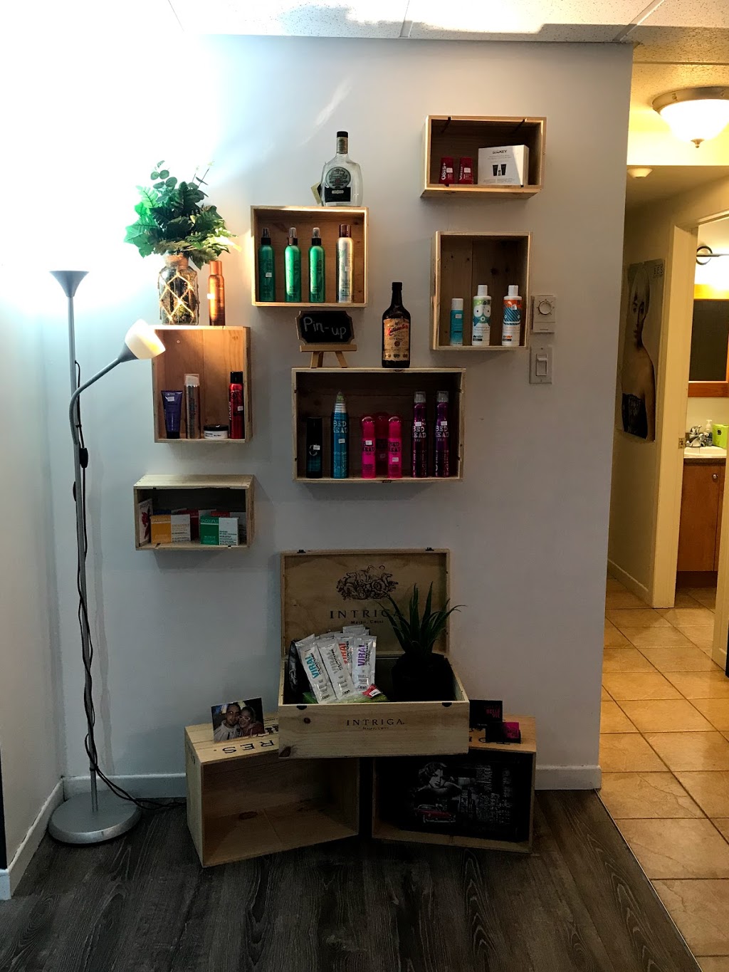 Salon Belle Vie | 22 Rue des Monts, Saint-Donat-de-Montcalm, QC J0T 2C0, Canada | Phone: (819) 216-7538