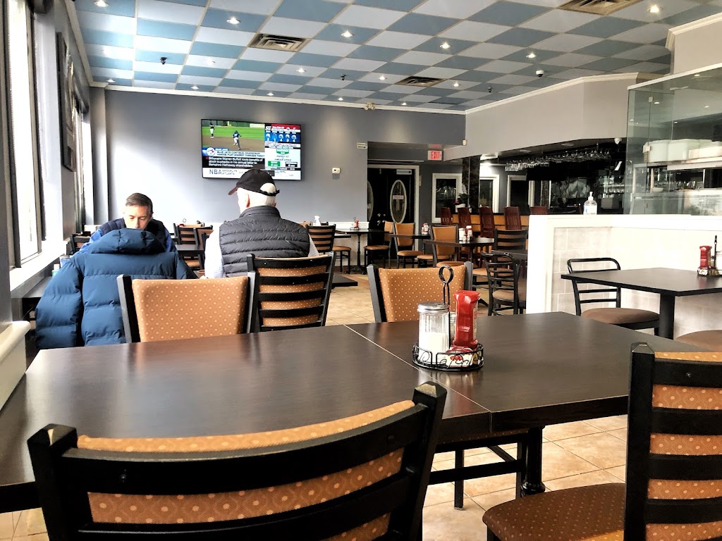 LadyBoss Grill House | 1225 Gorham St Unit #32, Newmarket, ON L3Y 8Y4, Canada | Phone: (905) 836-2838
