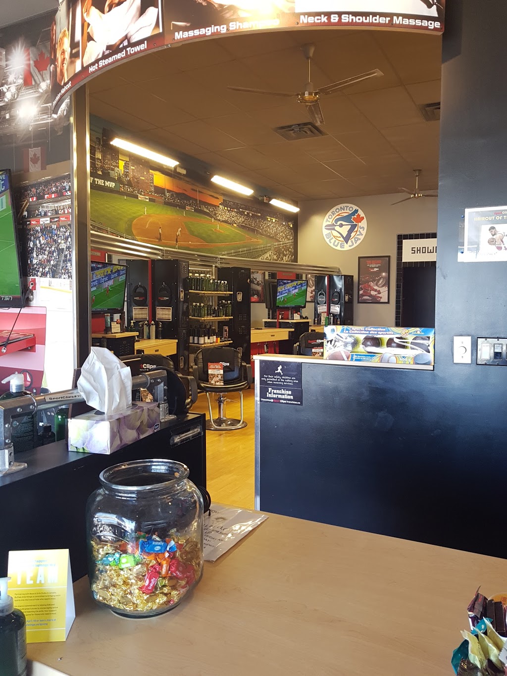 Sport Clips | 3041 Argentia Rd #2, Mississauga, ON L5N 8P7, Canada | Phone: (905) 785-6187