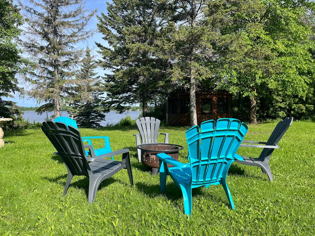 Shorecrest Cabin | Shorecrest Dr, Lac du Bonnet, MB R0E 1A0, Canada | Phone: (204) 510-5302