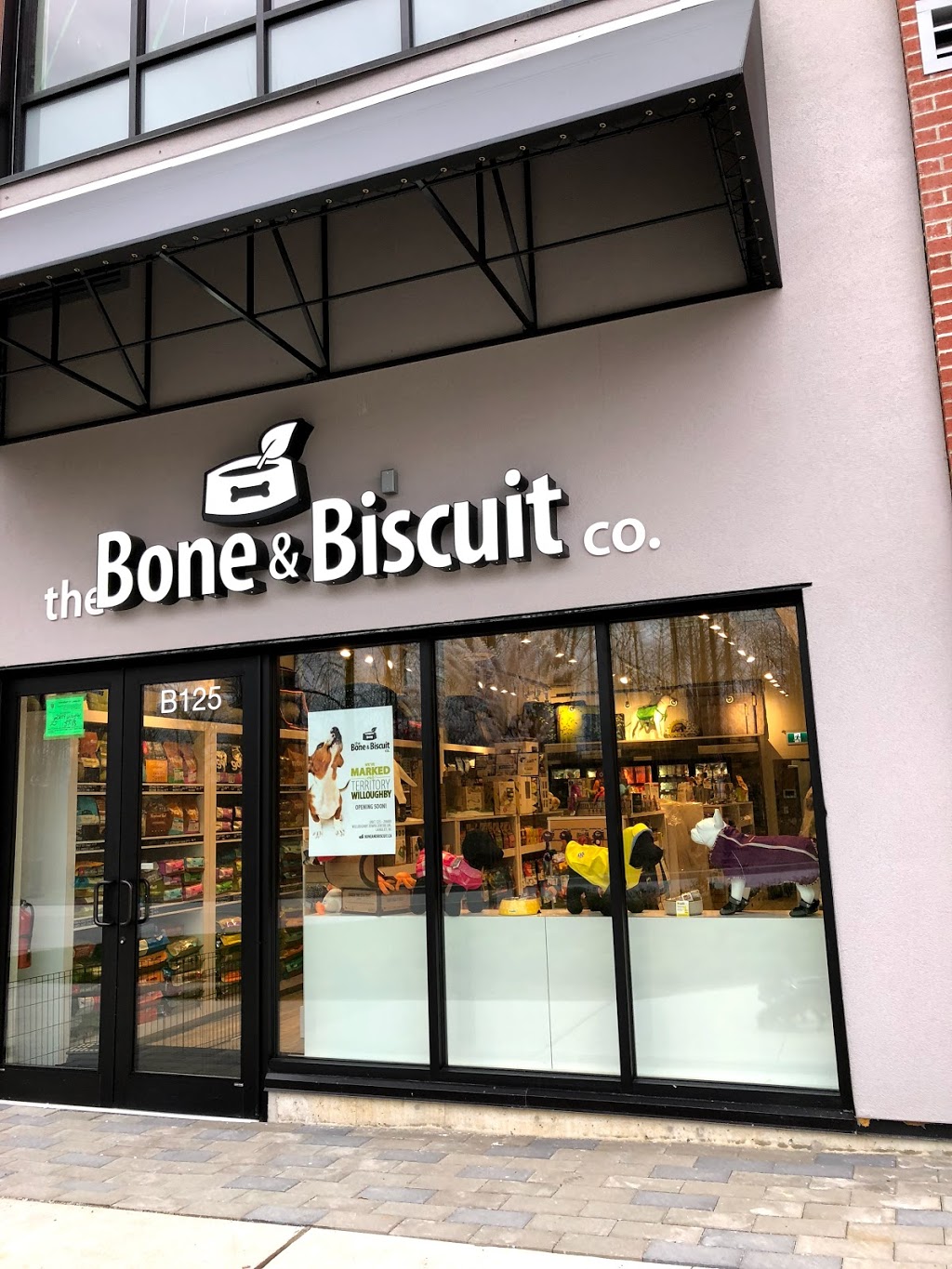 Bone & Biscuit | 20689 Willoughby Town Centre Dr B125, Langley Twp, BC V2Y 0L7, Canada | Phone: (604) 371-1807