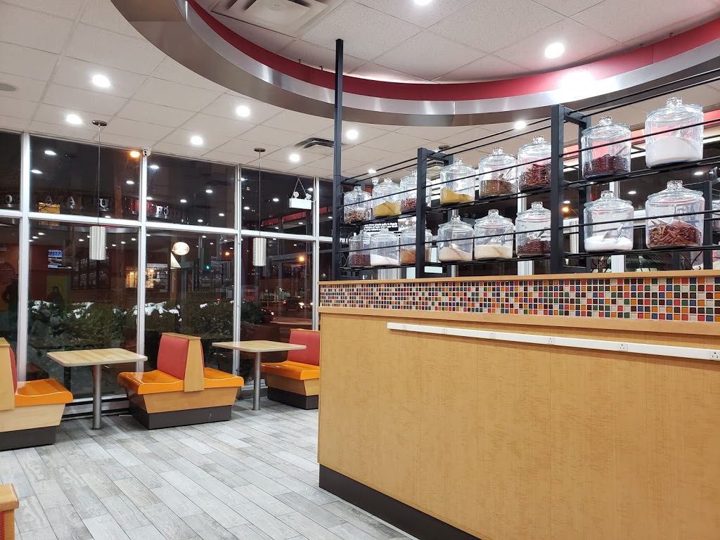 Popeyes Louisiana Kitchen | 5306 Dundas St W, Etobicoke, ON M9B 1B3, Canada | Phone: (416) 231-7866