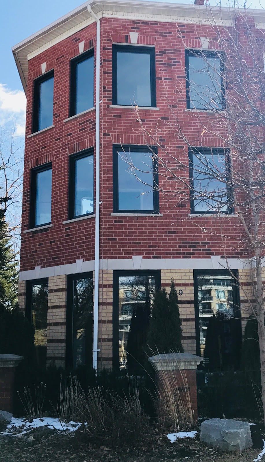 Alumalco | 3349 Rue Griffith, Saint-Laurent, QC H4T 1W5, Canada | Phone: (514) 600-4651