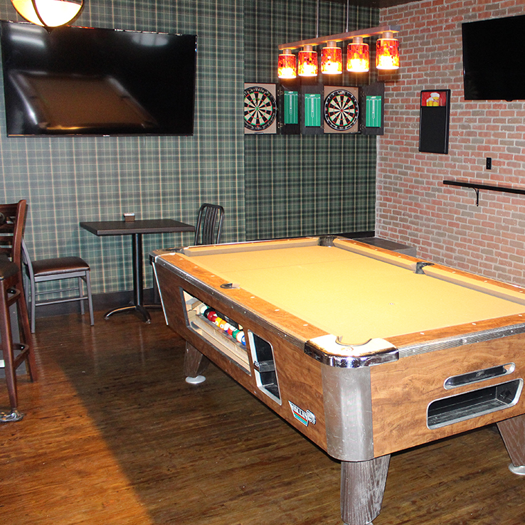 Kingsmen Pub and Grill | 1550 Kingston Rd, Pickering, ON L1V 1C3, Canada | Phone: (905) 492-5999