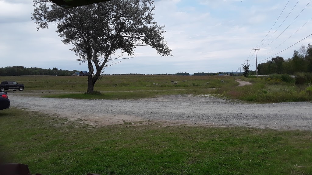 Au Vieux Silo | 459 Chemin de la Rivière, Magog, QC J1X 3W5, Canada | Phone: (819) 481-1859