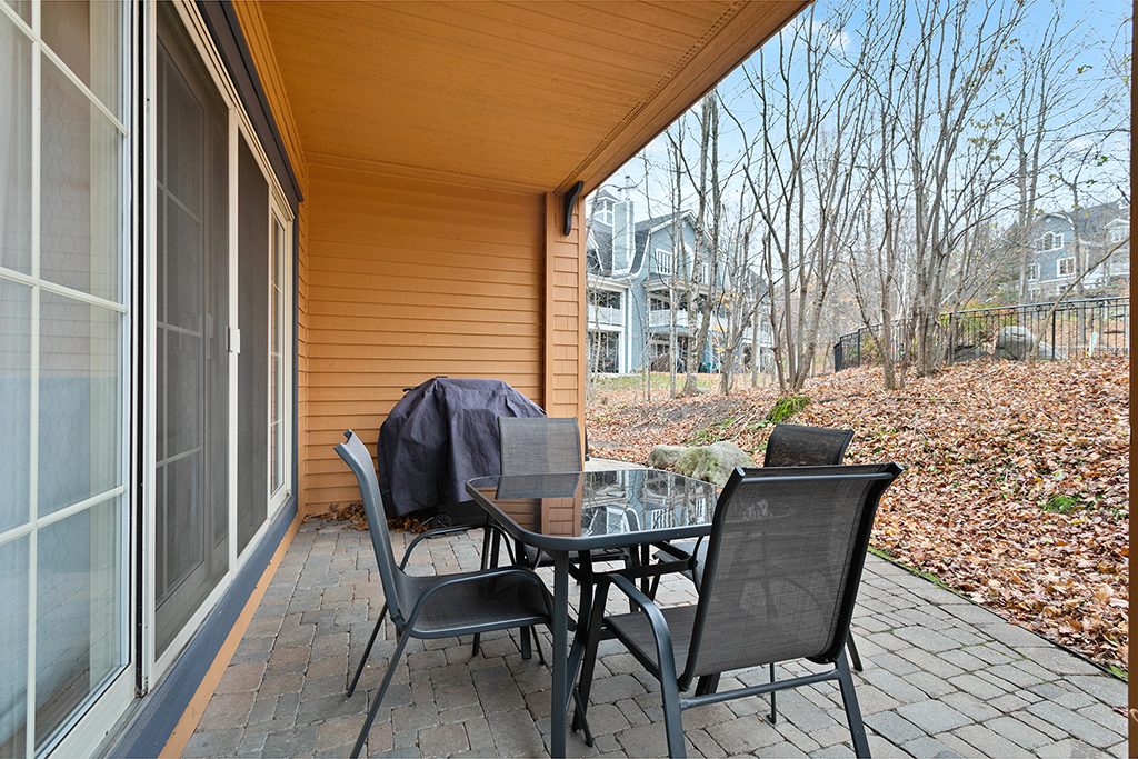 Le Manoir 106-5 by Escapades Tremblant | 5-106 Chemin des Quatre-Sommets, Mont-Tremblant, QC J8E 1C6, Canada | Phone: (877) 352-6626