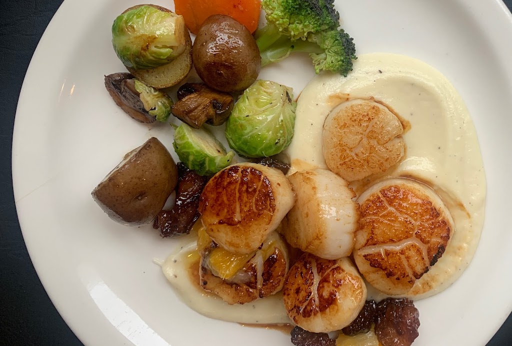 Cardigan Lobster Suppers | 4557 Wharf Rd, Cardigan, PE C0A 1G0, Canada | Phone: (902) 583-2020