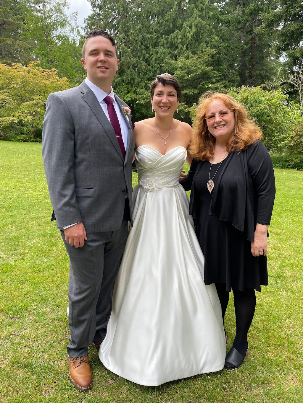 Oceanside Celebrant Services | 661 Gilbert Rd, Qualicum Beach, BC V9K 1V2, Canada | Phone: (250) 927-5658
