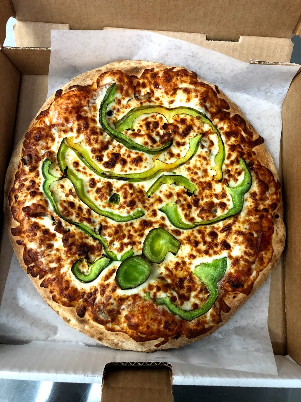 Miss Pizzeria | 333 Avenue Ranger, Vaudreuil-Dorion, QC J7V 2X3, Canada | Phone: (450) 218-3738
