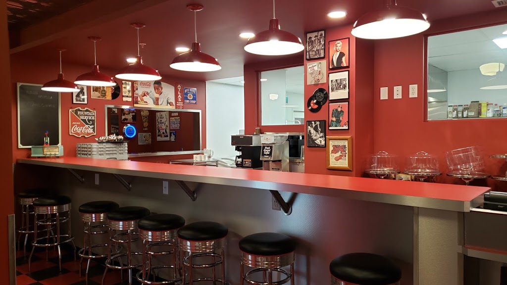 Kens Diner | 6104 Schonsee Way, Edmonton, AB T5Z 0K6, Canada | Phone: (780) 244-5367