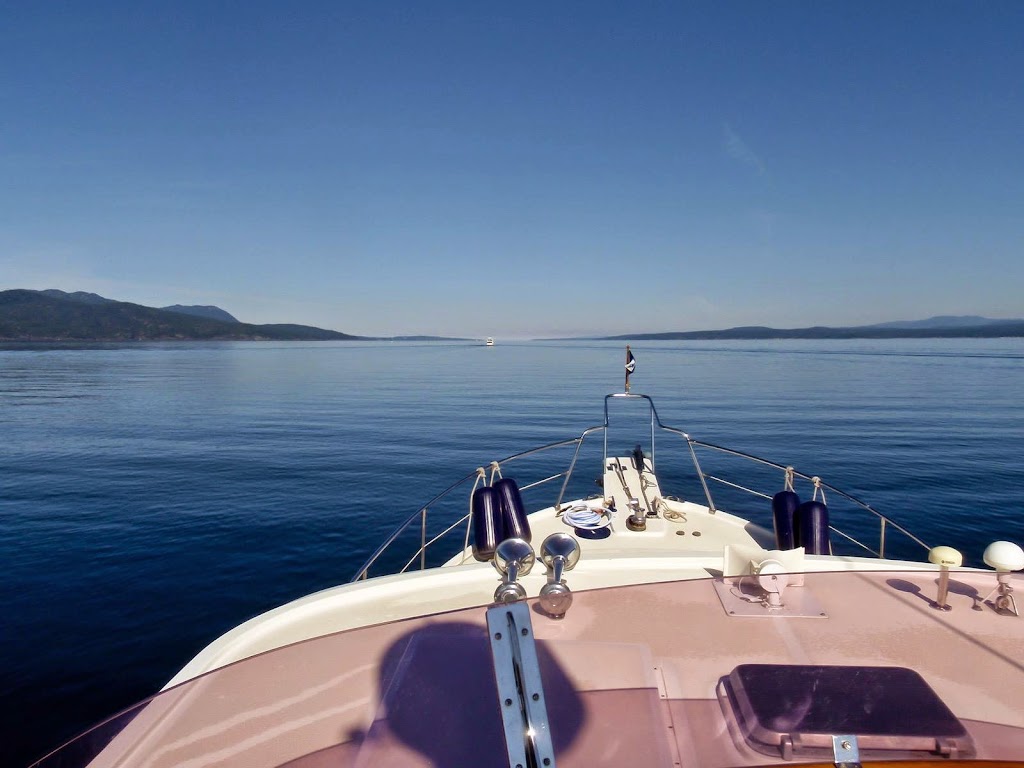 Calibre Yacht Sales | point of interest | 6145 Genoa Bay Rd, Duncan, BC V9L 5T7, Canada | 2505972628 OR +1 250-597-2628