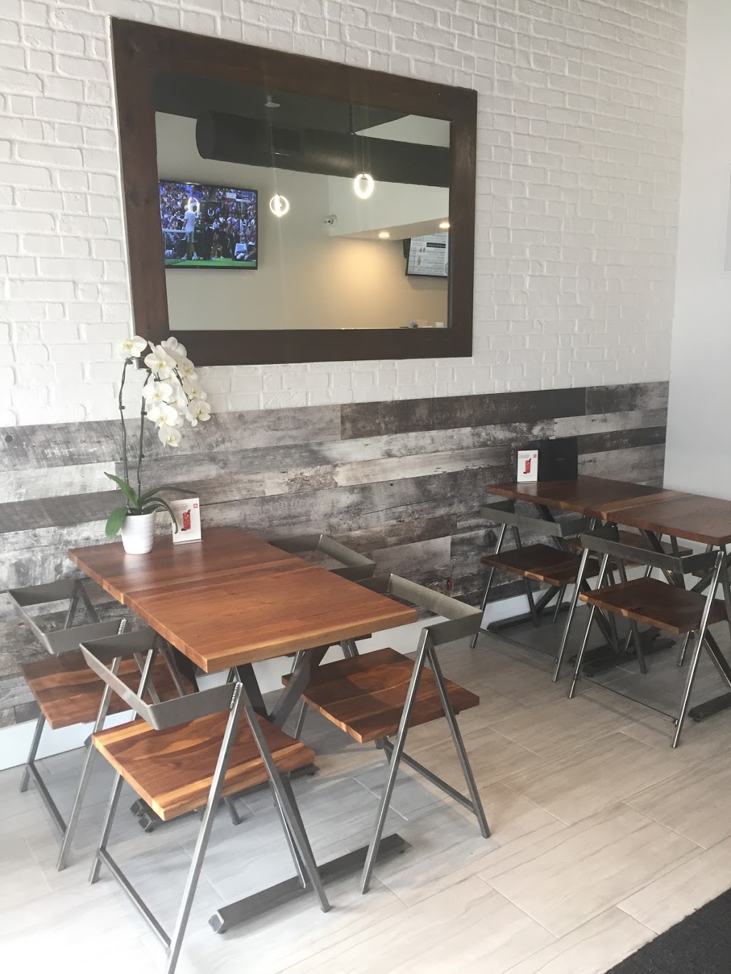 Ballissimo Loukoumades Bar | 1027 Coxwell Ave, East York, ON M4C 3G4, Canada | Phone: (416) 901-2259