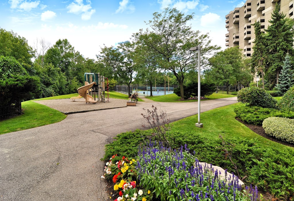 The Masters Condominiums | 288 Mill Rd, Etobicoke, ON M9C 4X7, Canada | Phone: (416) 622-0318