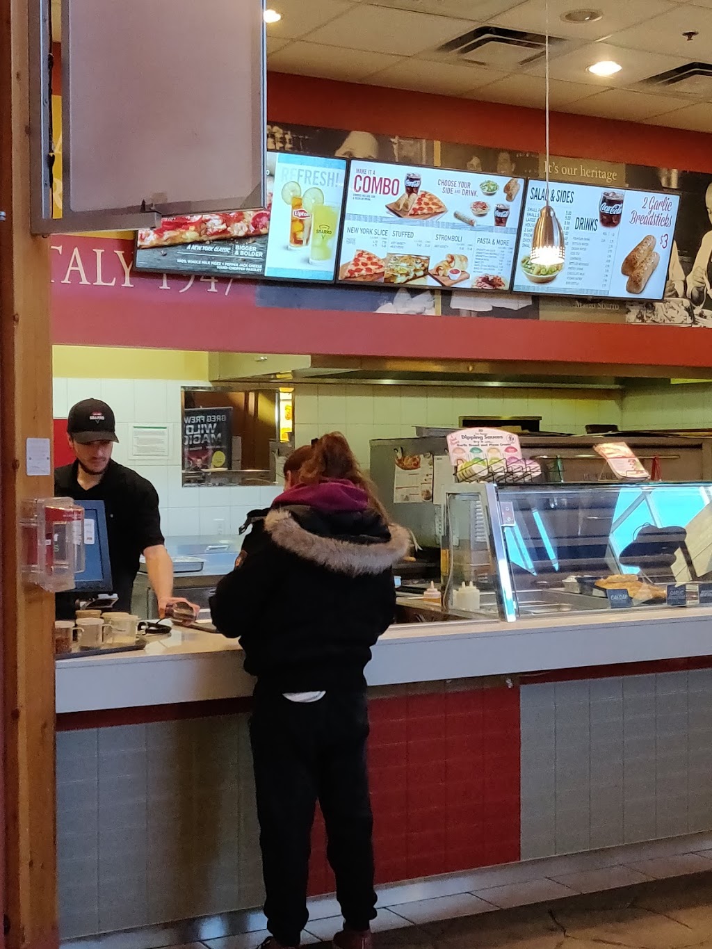 Sbarro | 424 S Service Rd, Grimsby, ON L3M 4E8, Canada | Phone: (905) 309-1111