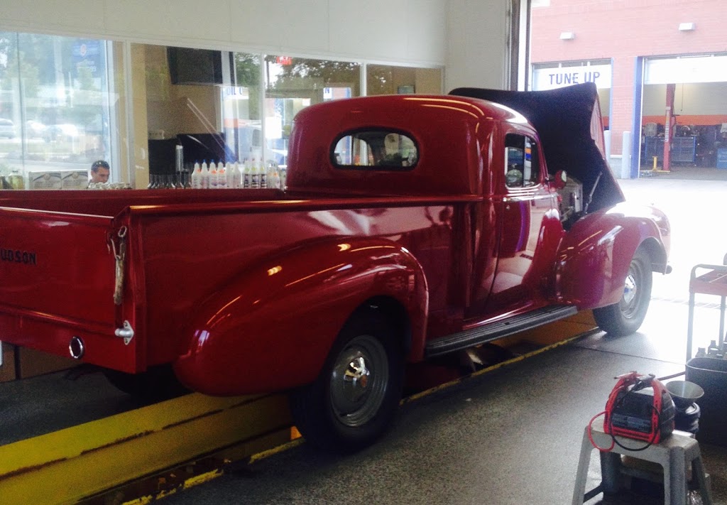 Pro Oil Change | 55 Main St E, Grimsby, ON L3M 1M7, Canada | Phone: (905) 698-0013