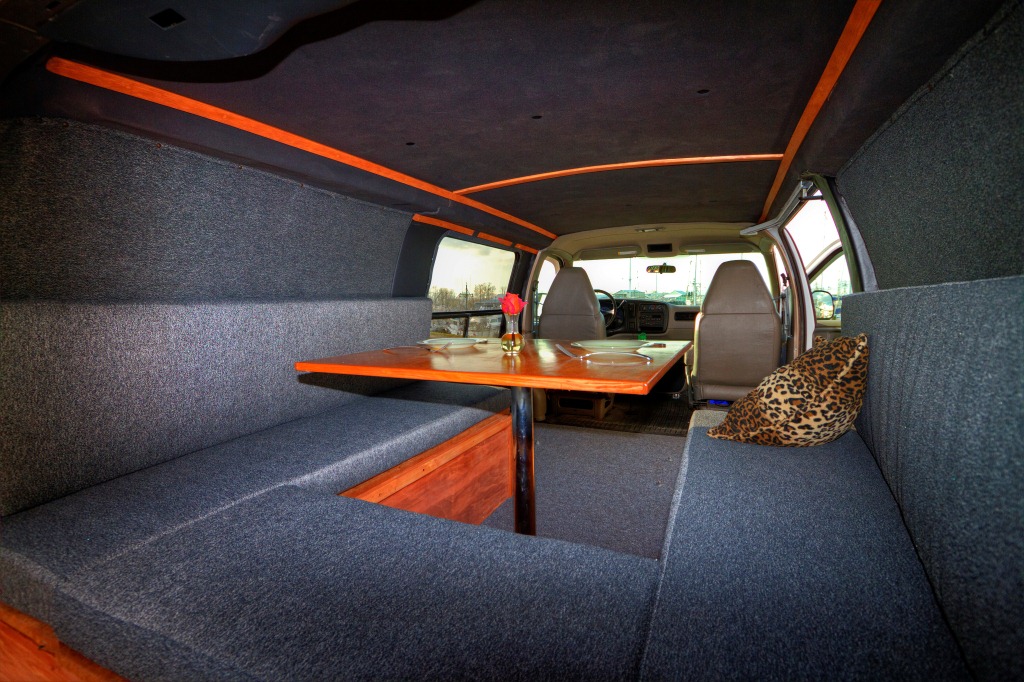 Kantorov Custom Upholstery | 12411 Trites Rd, Richmond, BC V7E 6J7, Canada | Phone: (604) 317-7923