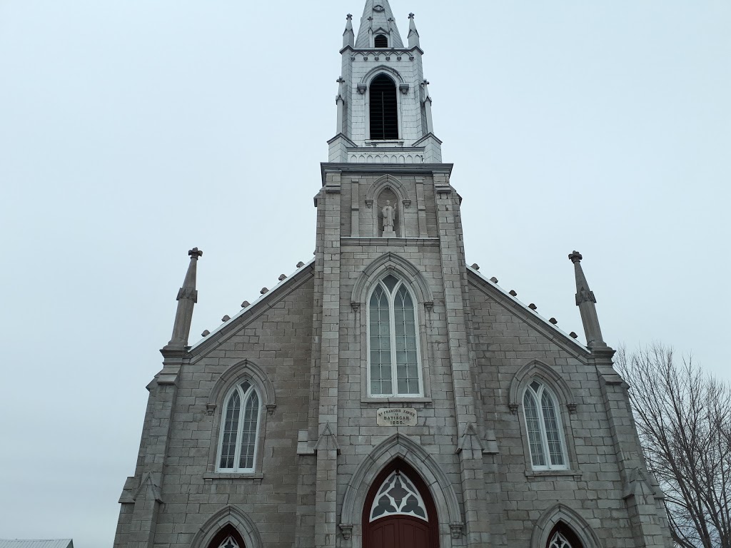 Presbytere Batiscan | 691 Rue Principale, Batiscan, QC G0X 1A0, Canada | Phone: (418) 362-2961