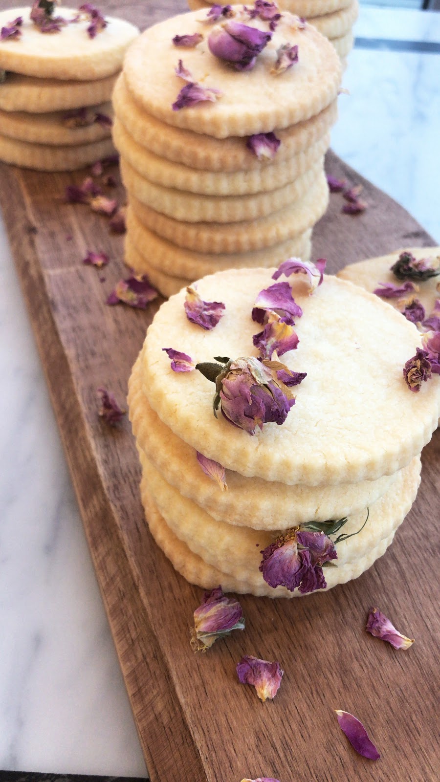 Lyra Lou Cakes | 102-14370 64 Ave, Surrey, BC V3W 1Z1, Canada | Phone: (604) 503-5534