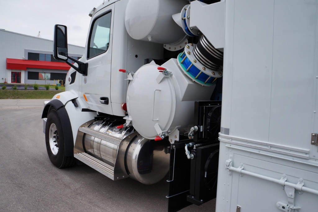 SchellVac Equipment Inc. | 126 Wheatfield Rd, Winnipeg, MB R3C 2E6, Canada | Phone: (877) 336-0081