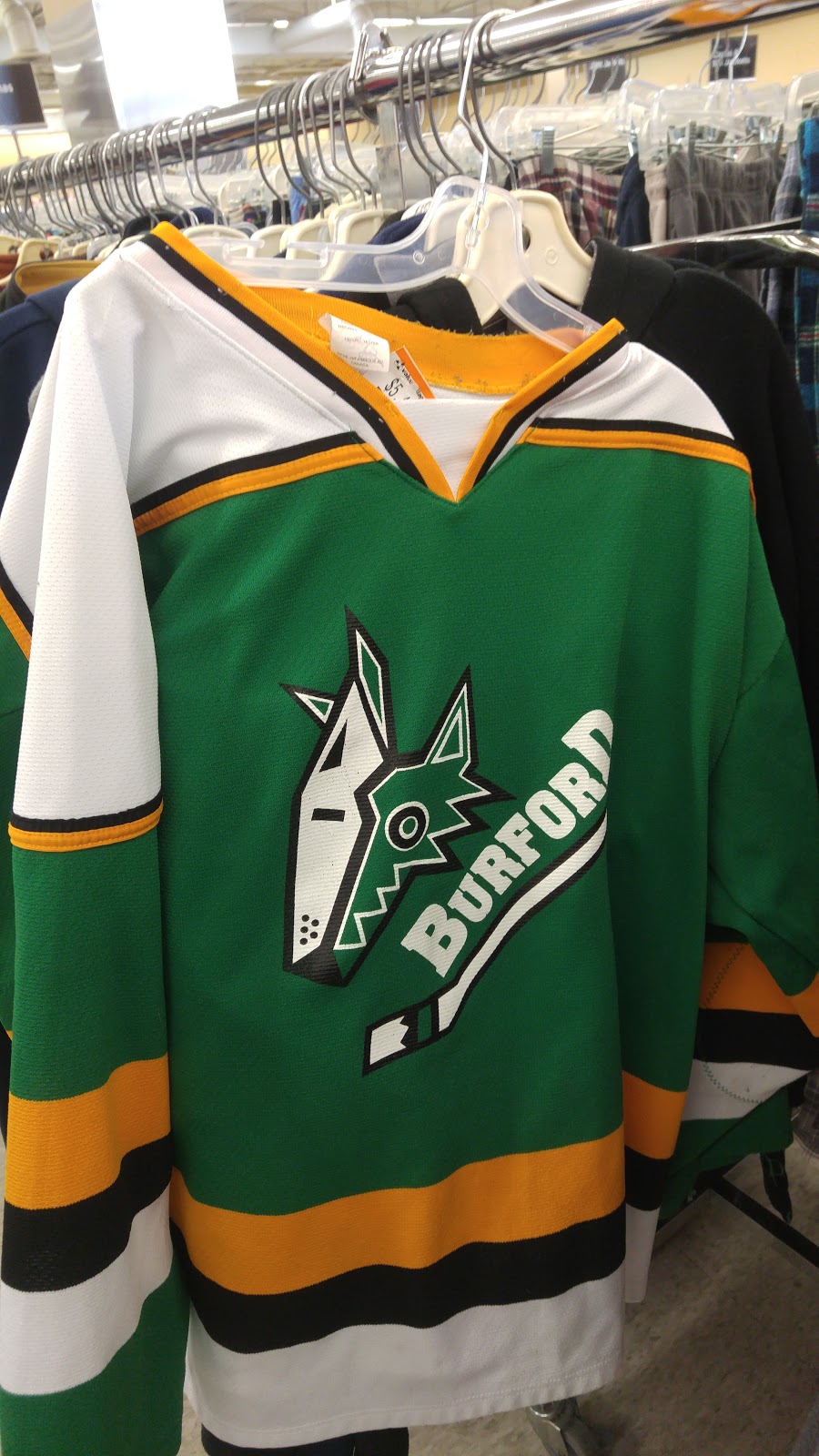 Value Village | 595 West St, Brantford, ON N3S 7P2, Canada | Phone: (519) 751-4424