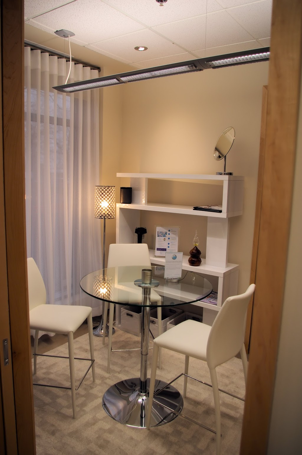 OM Signature | 1205 Rue Ampère bureau 105, Boucherville, QC J4B 7M6, Canada | Phone: (514) 866-6739
