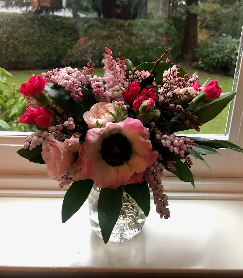 Everyday Bouquets | 2048 Mahon Ave, North Vancouver, BC V7M 2T5, Canada | Phone: (647) 993-9250