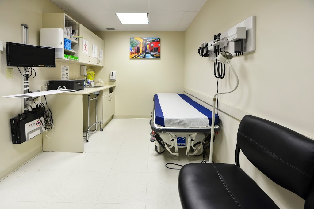 K-W Walk-In Clinic | 100 The Boardwalk, Kitchener, ON N2N 0B4, Canada | Phone: (519) 279-4098