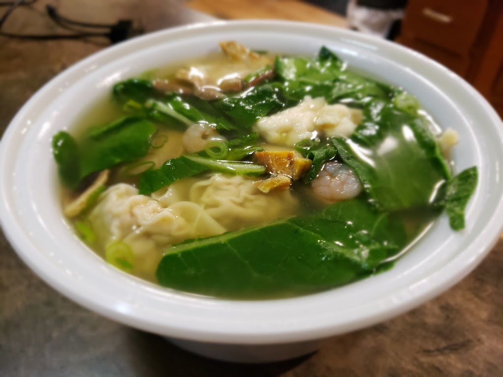 Suns Noodle bar | Southgate Shopping Center, 50 Tenth St, Nanaimo, BC V9R 6L6, Canada | Phone: (250) 753-6433