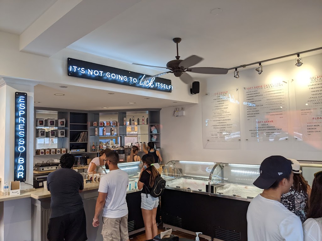 Mayas Ice Cream | 15045 Marine Dr, White Rock, BC V4B 1C3, Canada | Phone: (604) 535-9132