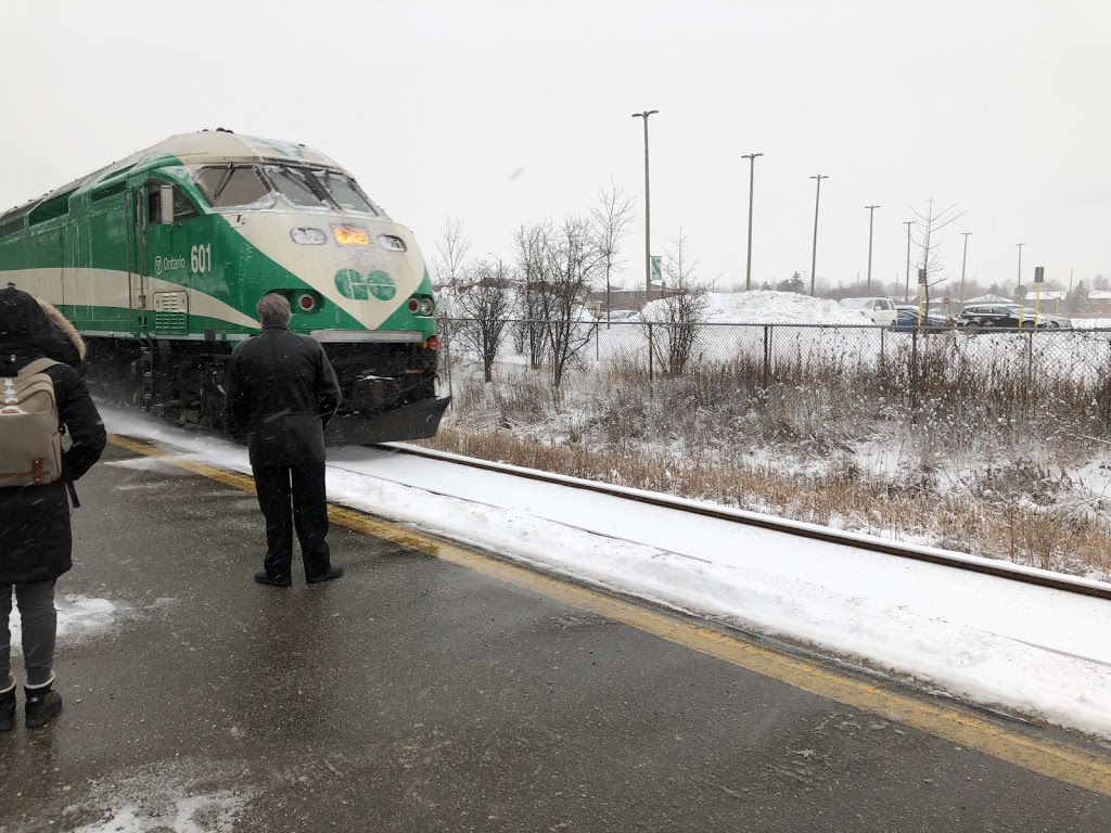 Erindale Station | 1295 Rathburn Rd W, Mississauga, ON L5C 4E4, Canada