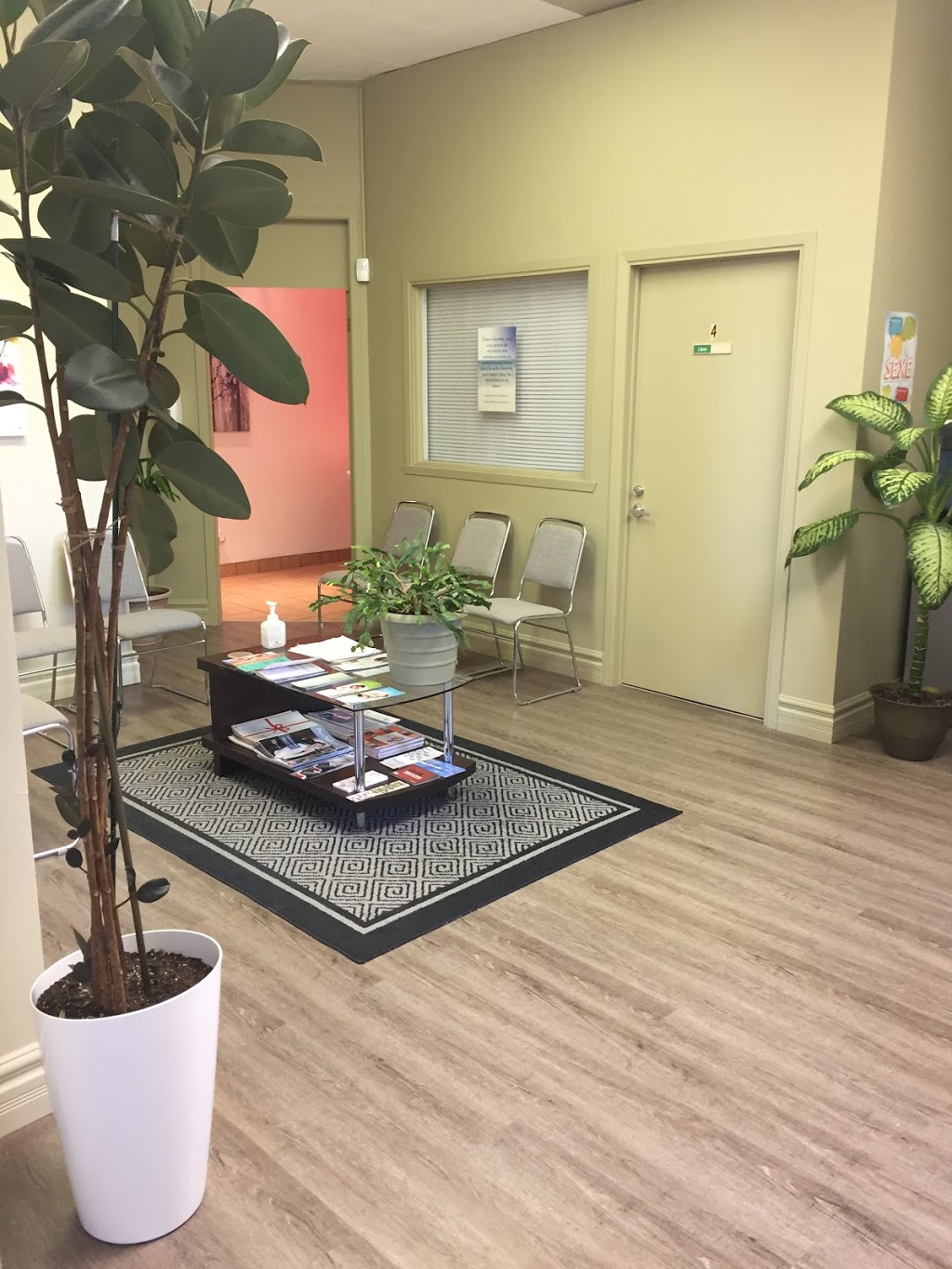 Emmanuelle Dufresne, Sexologue M.A. et psychothérapeute | 726 Ave Royale, Quebec City, QC G1E 1Z4, Canada | Phone: (418) 809-2148